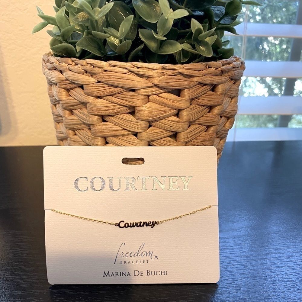 ❤️Marina De Buchi "Courtney"